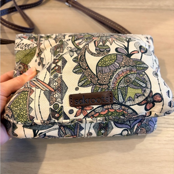 Sakroots Foldover Crossbody Bag Jute & Cotton Magnetic Closure Vegan Trim EUC - Picture 4 of 10